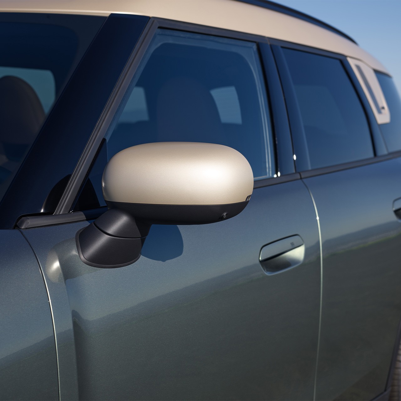 MINI Countryman - mosaiikki - ulkopuoli